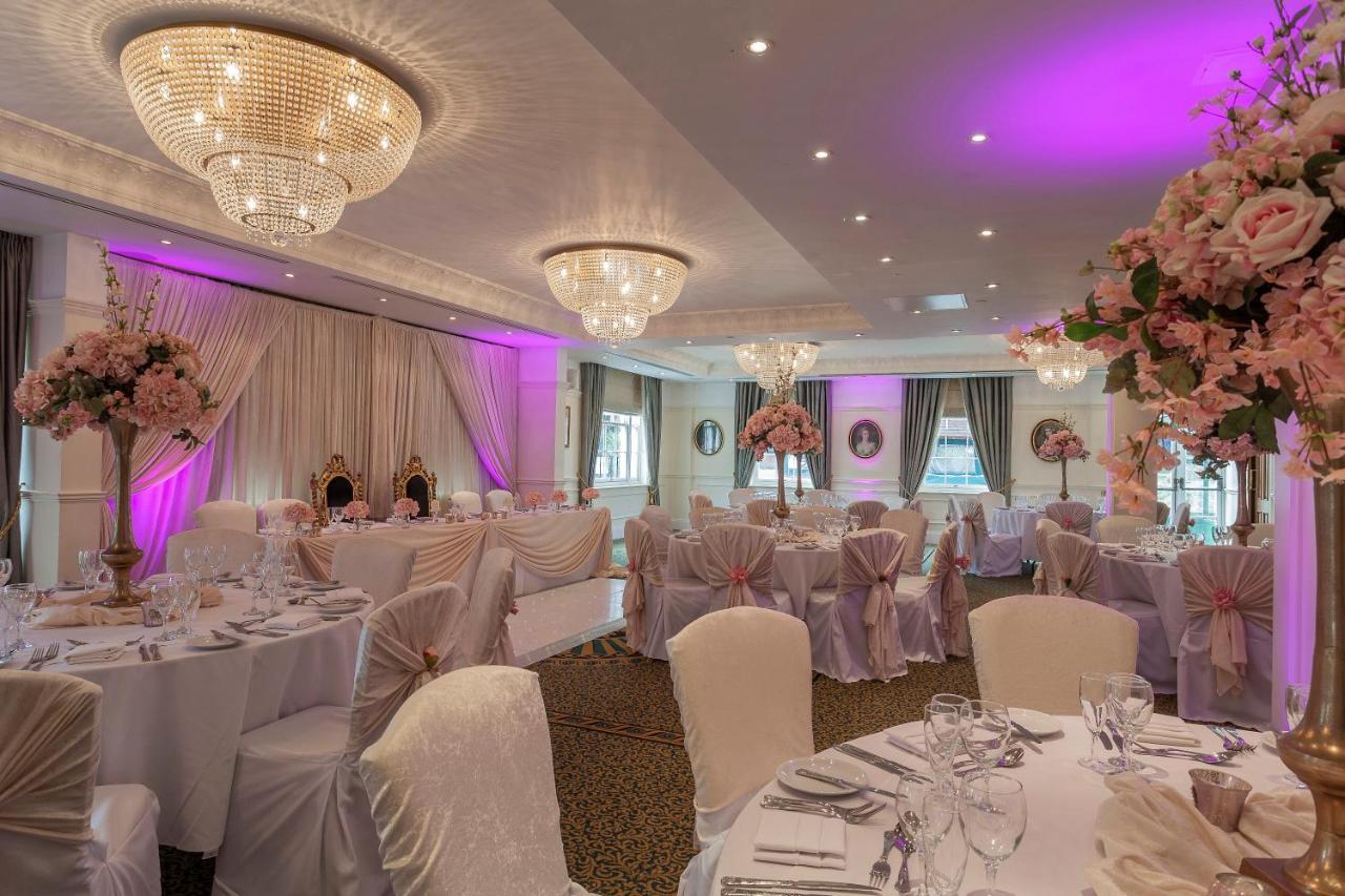 Orsett Hall Exterior photo
